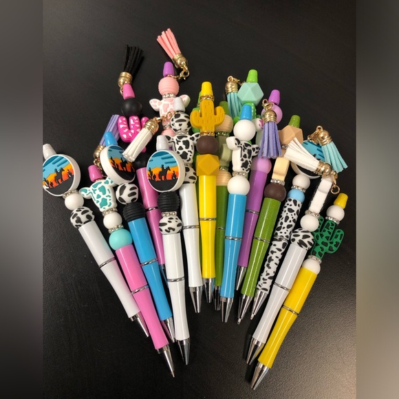 Cowgirl Tuff BRAND NEW! size 27x31 - Picture 4 of 4